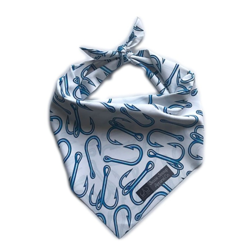 JESSIE JESSUP DOG BANDANA HOOKS